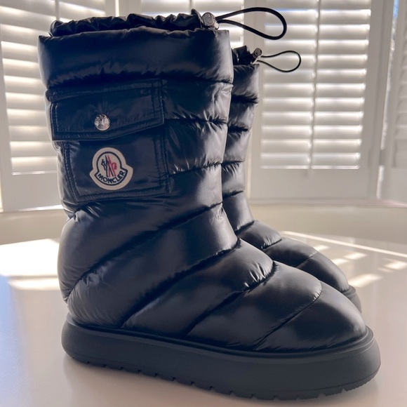 Moncler “GAIA POCKET MID BOOTS” *new with tags, never worn* - Picture 7 of 8